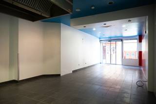 Dit handelspand is ideaal voor horecadoeleinden en bevindt zich op een toplocatie in een winkel- en wandelstraat, in het centrum van Tienen.Het pand...