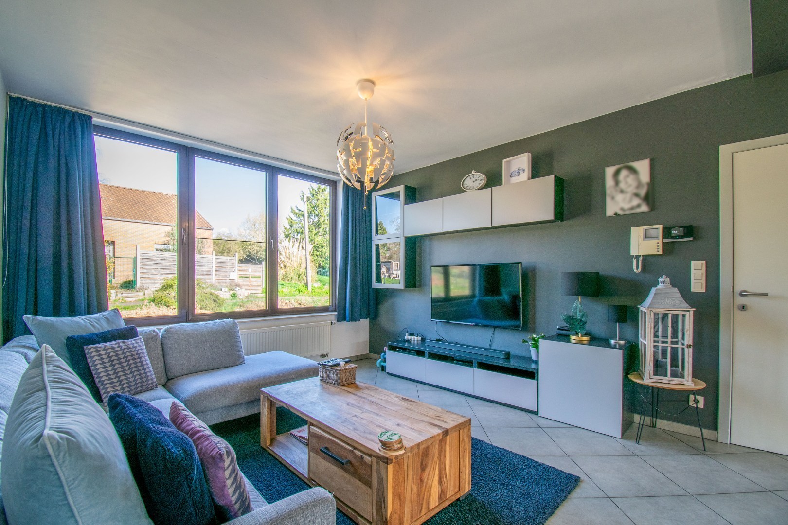 RUIM APPARTEMENT (EPC: B) MET 3 SLAAPKAMERS + GARAGE! - foto 2