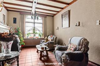 Propriété de caractère avec grand potentiel à Haacht. Cette maison authentique avec hangar à Haacht offre une combinaison unique de charme classique...