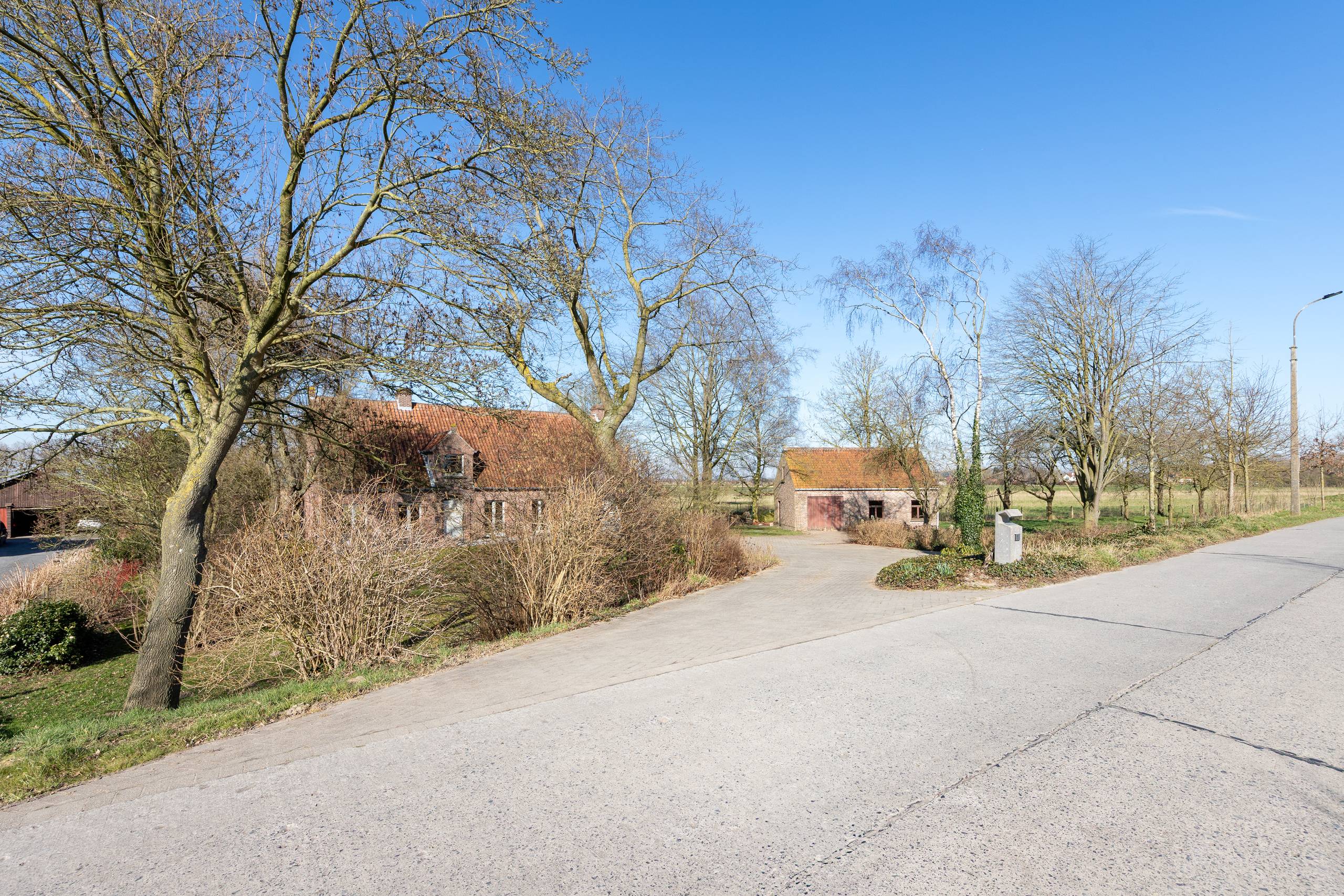 EXCLUSIEVE WONING MET BOOMGAARD IN SINT-LAUREINS (2,526 m²) - foto 4