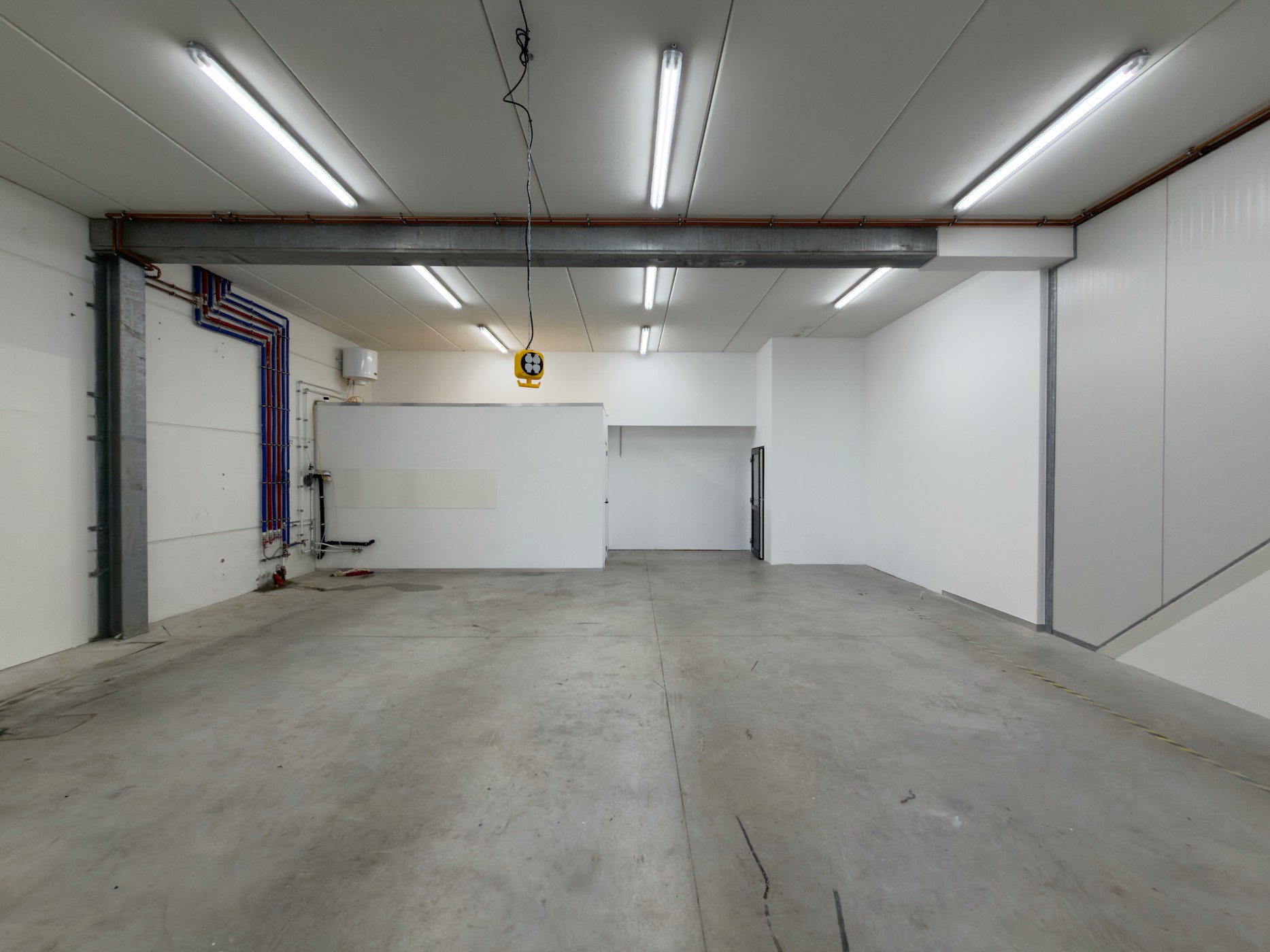 Bedrijfsgebouw met magazijn 201m² en kantoor 201m² in Melle - foto 4