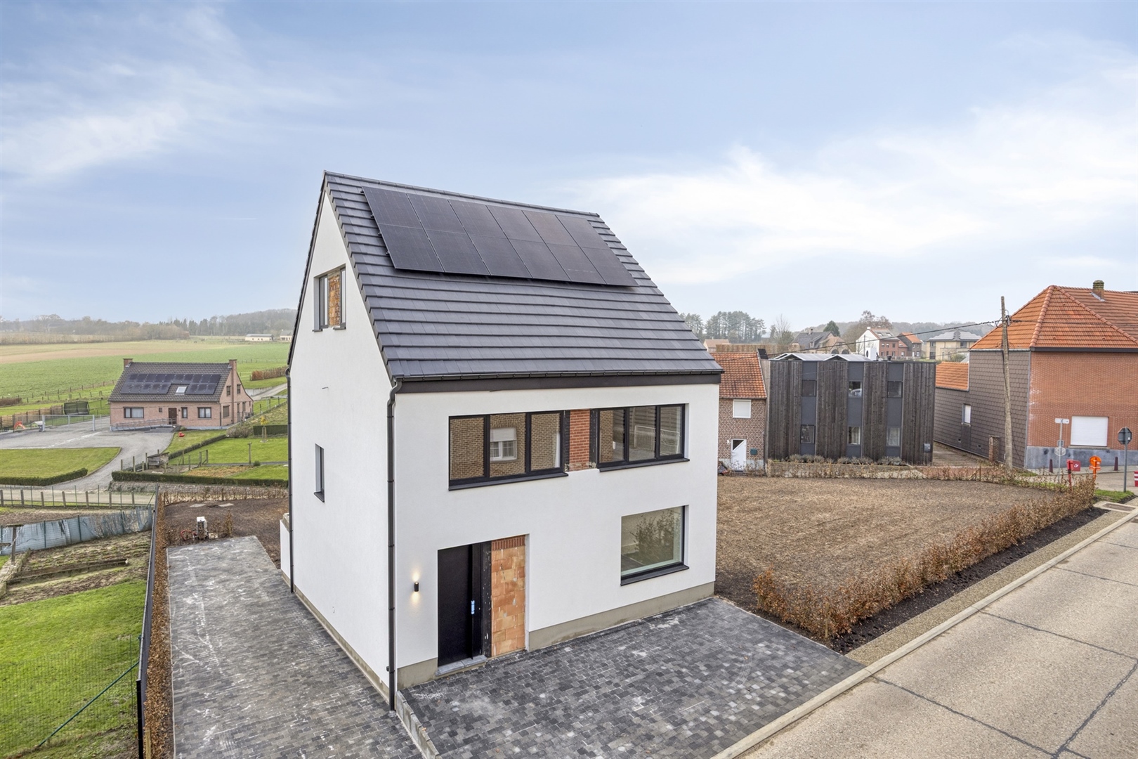 Recent en hoogwaardig afgewerkte villa op een topligging - foto 1