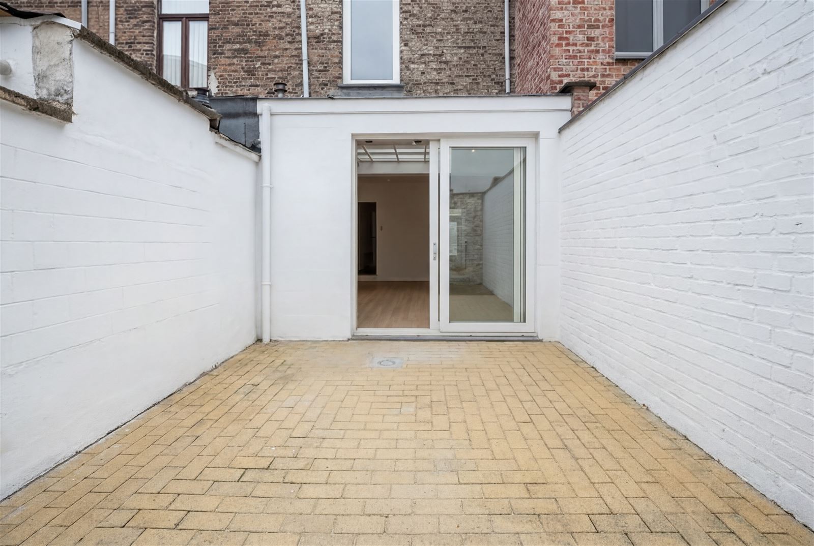Woning met 3 slaapkamers en tuin in het centrum van Gent. - foto 4