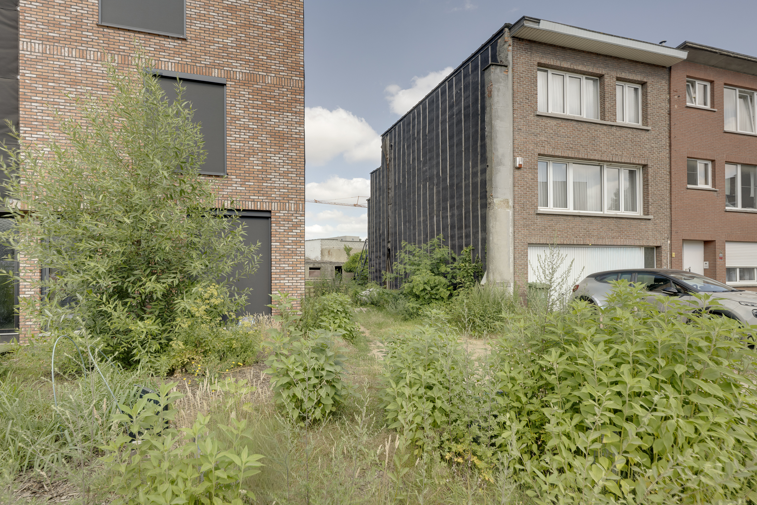 Bouwgrond vol mogelijkheden in een mooie buurt - foto 3