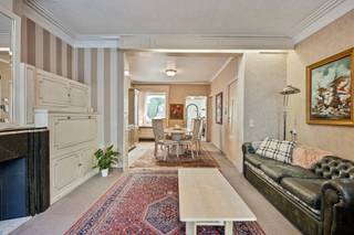 Maison à rénover près du centre de Liedekerke. La maison est située à quelques pas du centre, des écoles, des magasins/grands magasins, des...