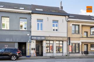 Bel-etage met twee slaapkamers, ideaal voor starters of investeerders. Deze Bel-etage is de perfecte keuze voor een eerste woning of als investering...