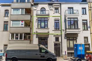 Volledig vernieuwd en energiezuinig appartement te Oostende, uitstekend gelegen vlak bij het strand en het Thermae Palace, in de...