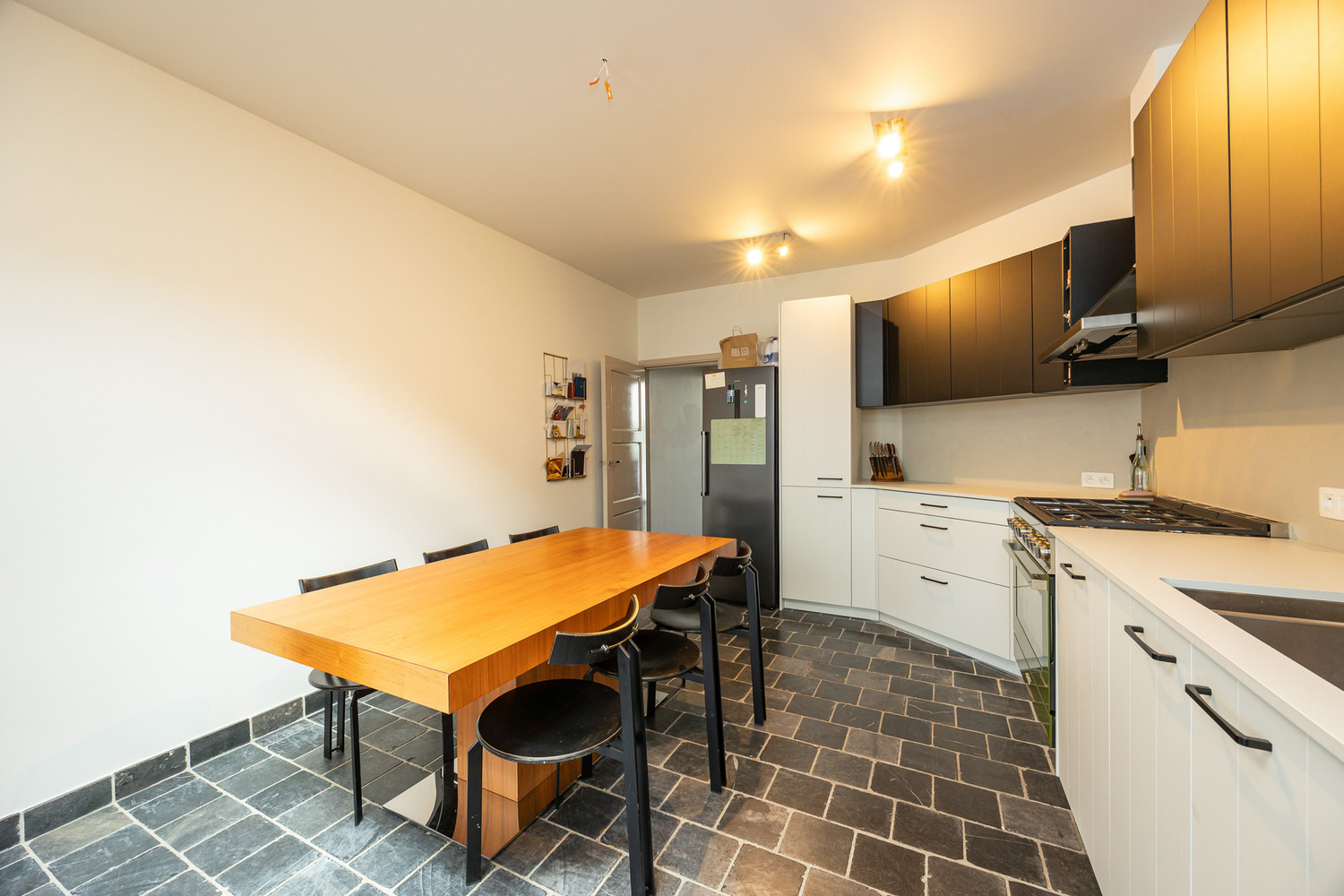 Ruime instapklare triplex (in burgerwoning 175m²) met leuke buitenruimte nabij 't Groen Kwartier in Antwerpen - foto 5