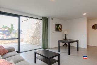 KONTICH | RECENT ASSISTED LIVING RESIDENCE WITH SPACIOUS TERRACE |The Leiaard site in Kontich consists of 38 high-quality, contemporary flats built...