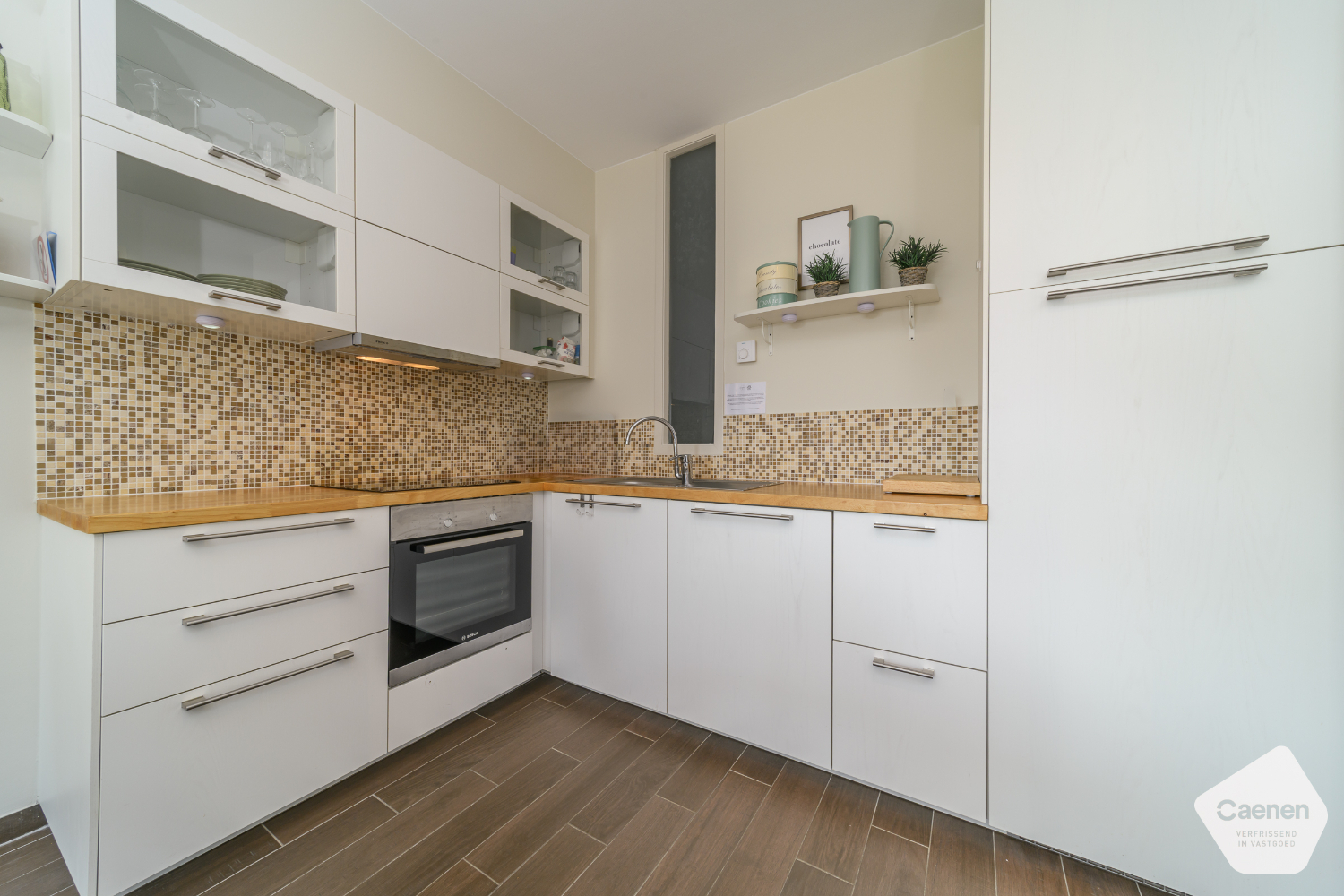 Prachtig gerenoveerde studio met slaapkamer en zijdelings zeezicht - photo 4