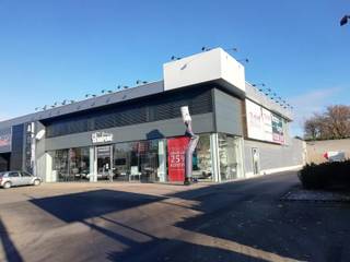 Commercial for rent in Schoten