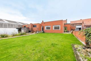 Commercial à vendre à Hooglede