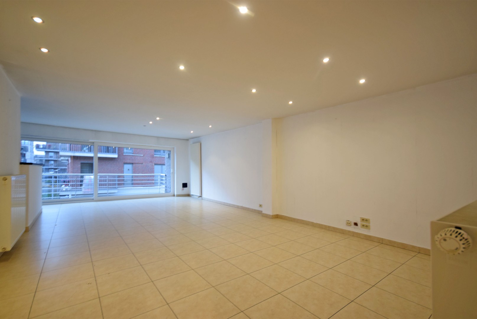 Appartement à louer à Roulers avec 2 chambres - photo 2