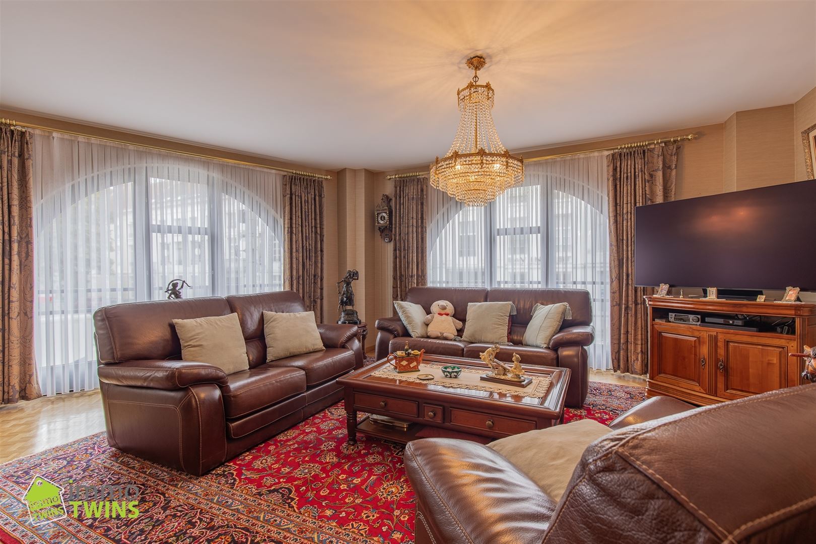 Stijlvol appartement met prachtig uitzicht op het Keizersplein hartje Aalst - foto 3