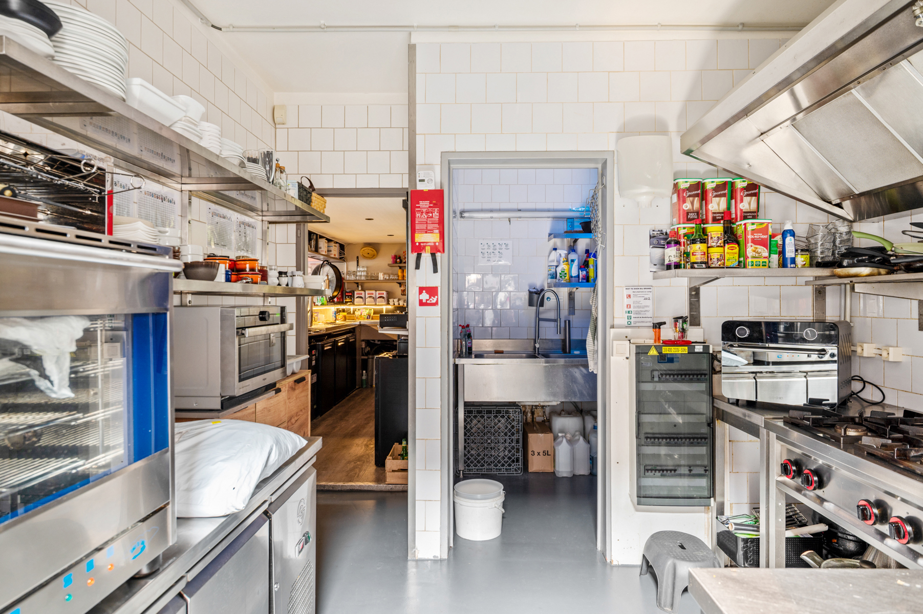 Opbrengsteigendom met café en 2 apptn in wijk De Leck - foto 5