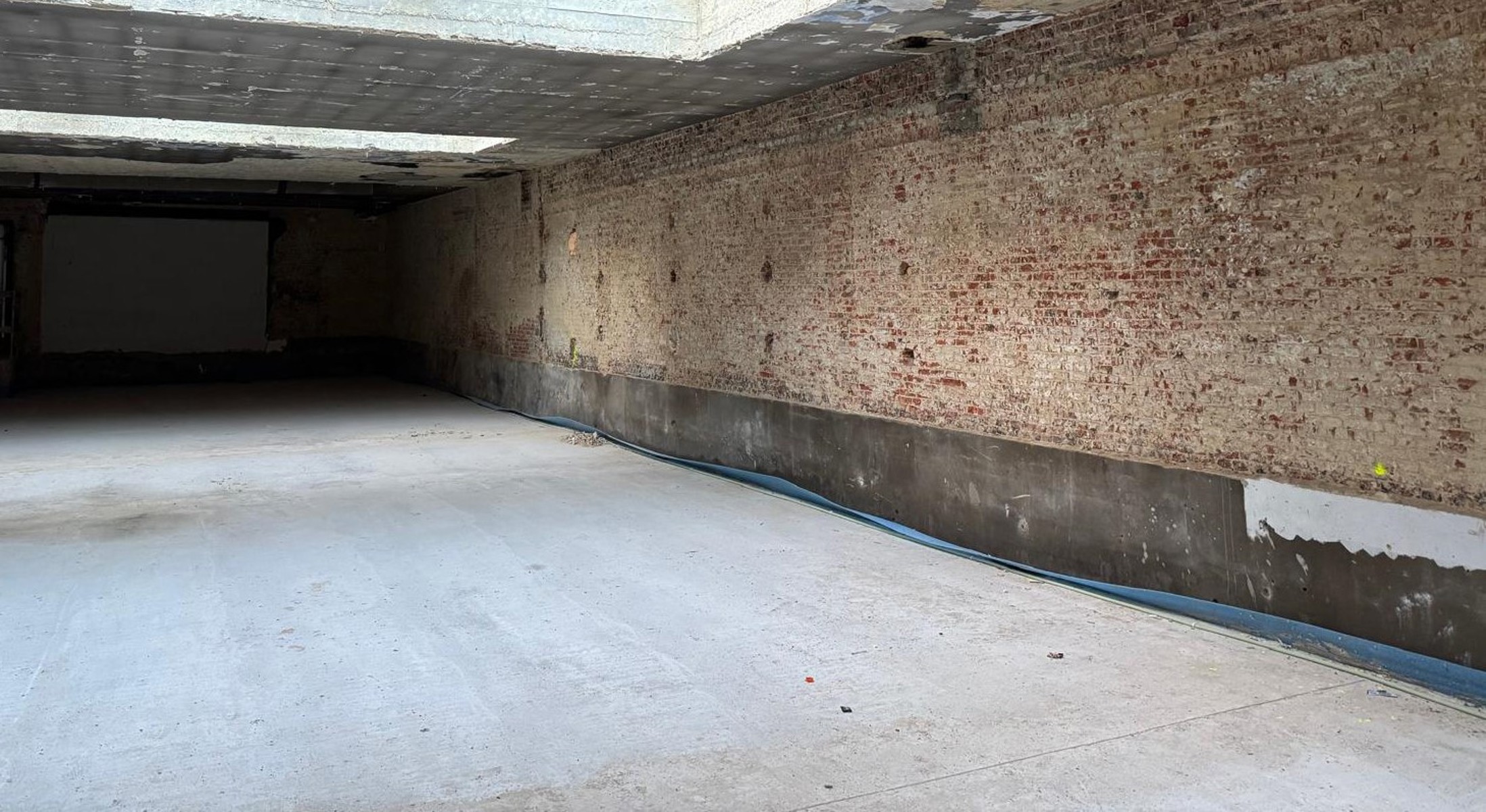 Ruim multifunctioneel handelspand te huur in hartje Mechelen - foto 5