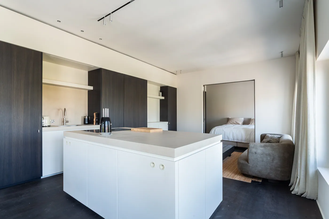 Luxuriously furnished 2-bedroom apartment in the South - photo 5