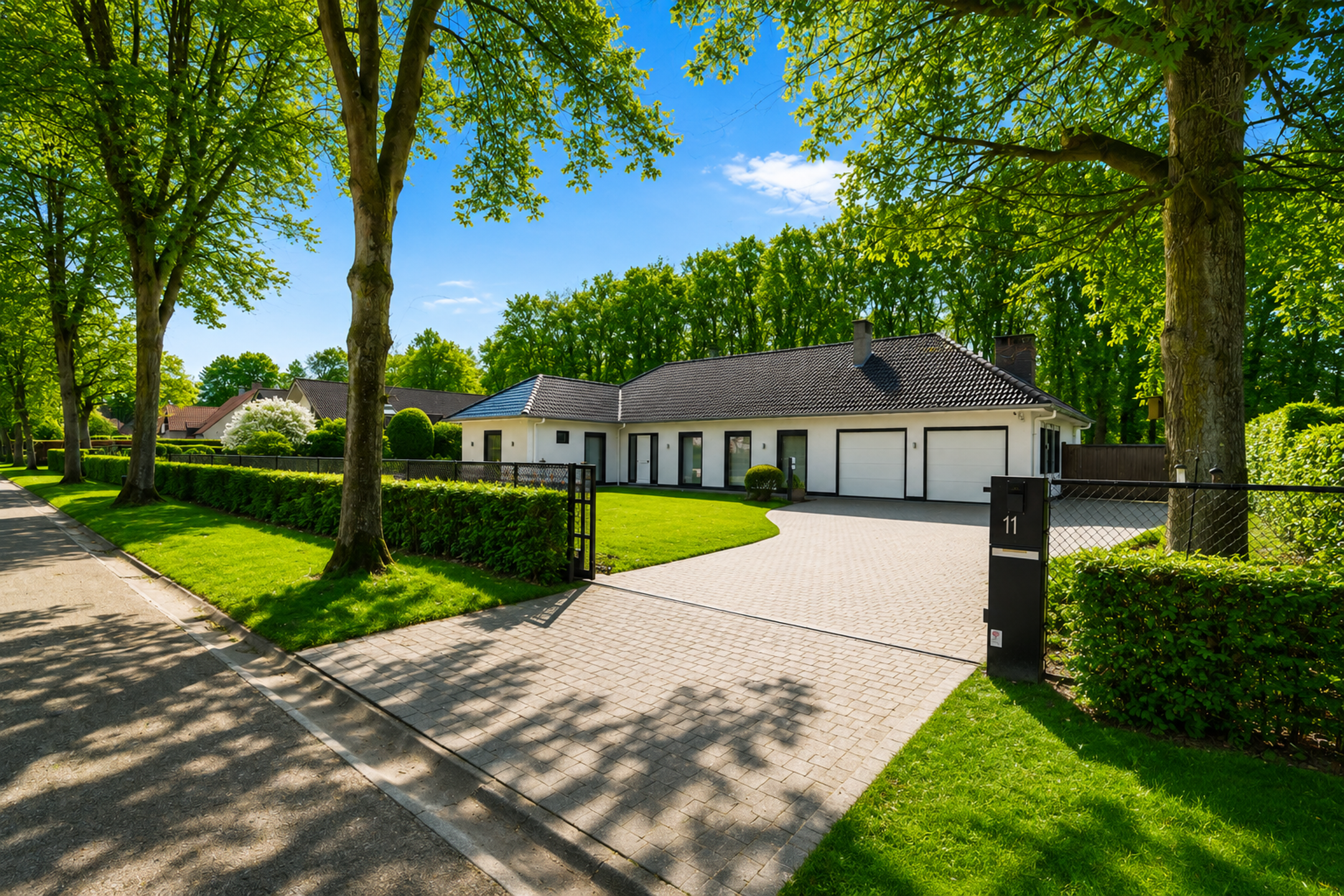 Instapklare gelijkvloerse villa op toplocatie (ca. 2.028 m²) - foto 1
