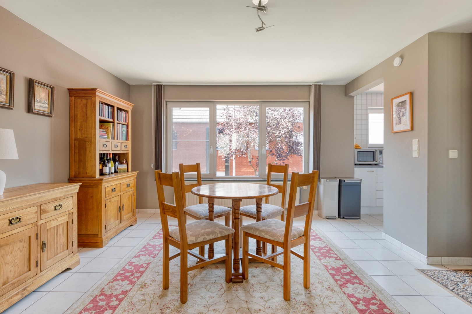 Instapklare duplex met 3 slpk. en staanplaats in hartje Tessenderlo - foto 5