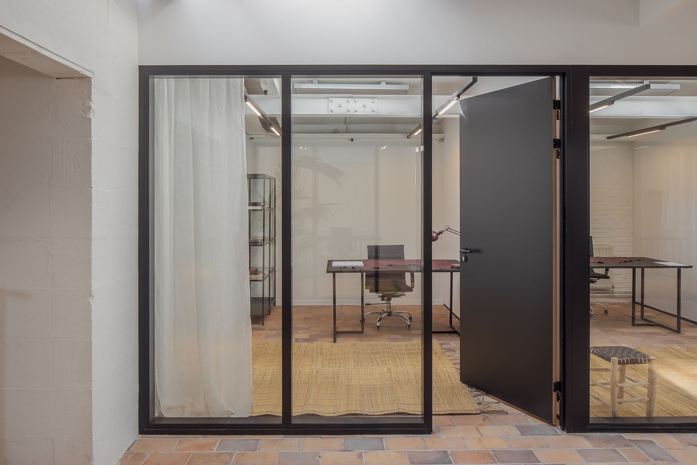 108 m² kantoren op een toplocatie vlakbij de ring rond Gent! - foto 1