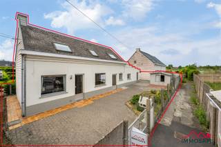 Woning met Karakter in Fiets- en Voetgangerssteegje!Mail ons vandaag nog voor een bezoek voor je het weet zit je op je toekomstige terras, met een...