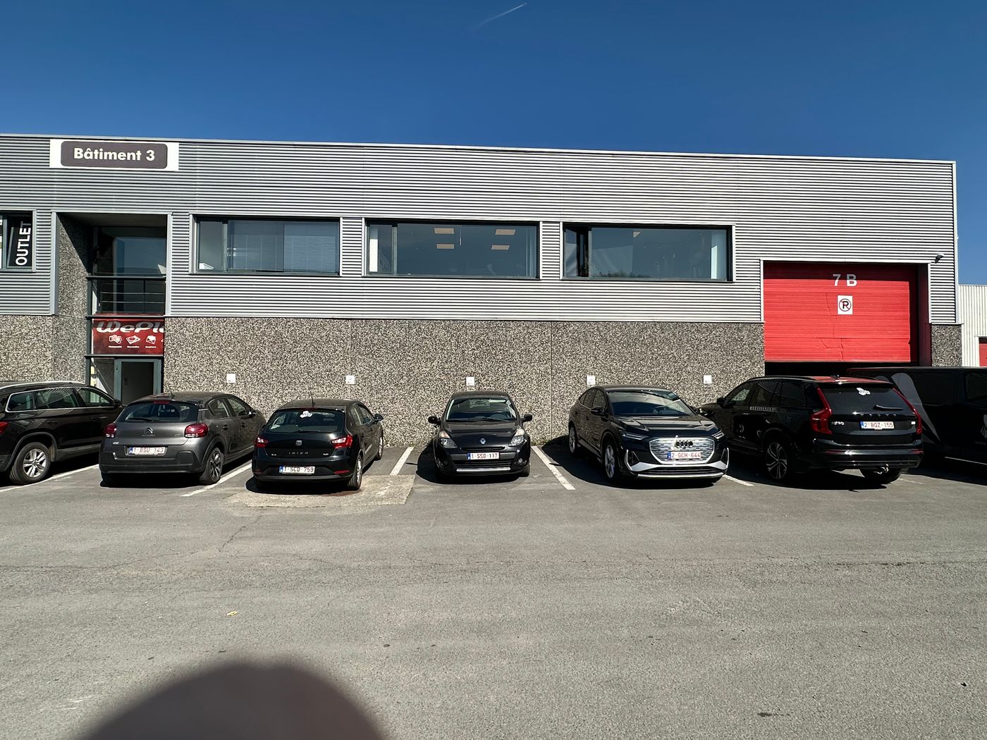 760 m² magazijn met 75 m² kantoren te huur - foto 2