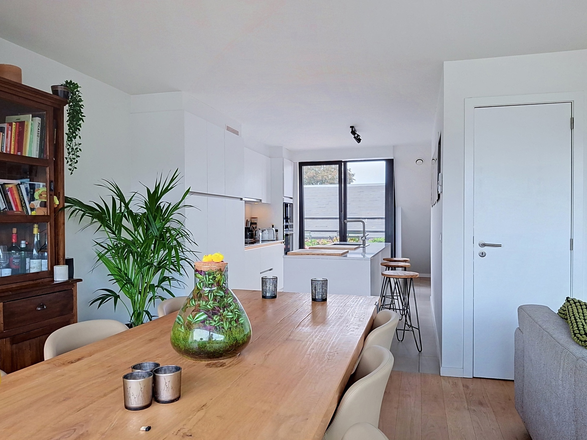 RUIME EN LICHTRIJKE DUPLEX MET ZUIDGERICHT TERRAS - foto 4