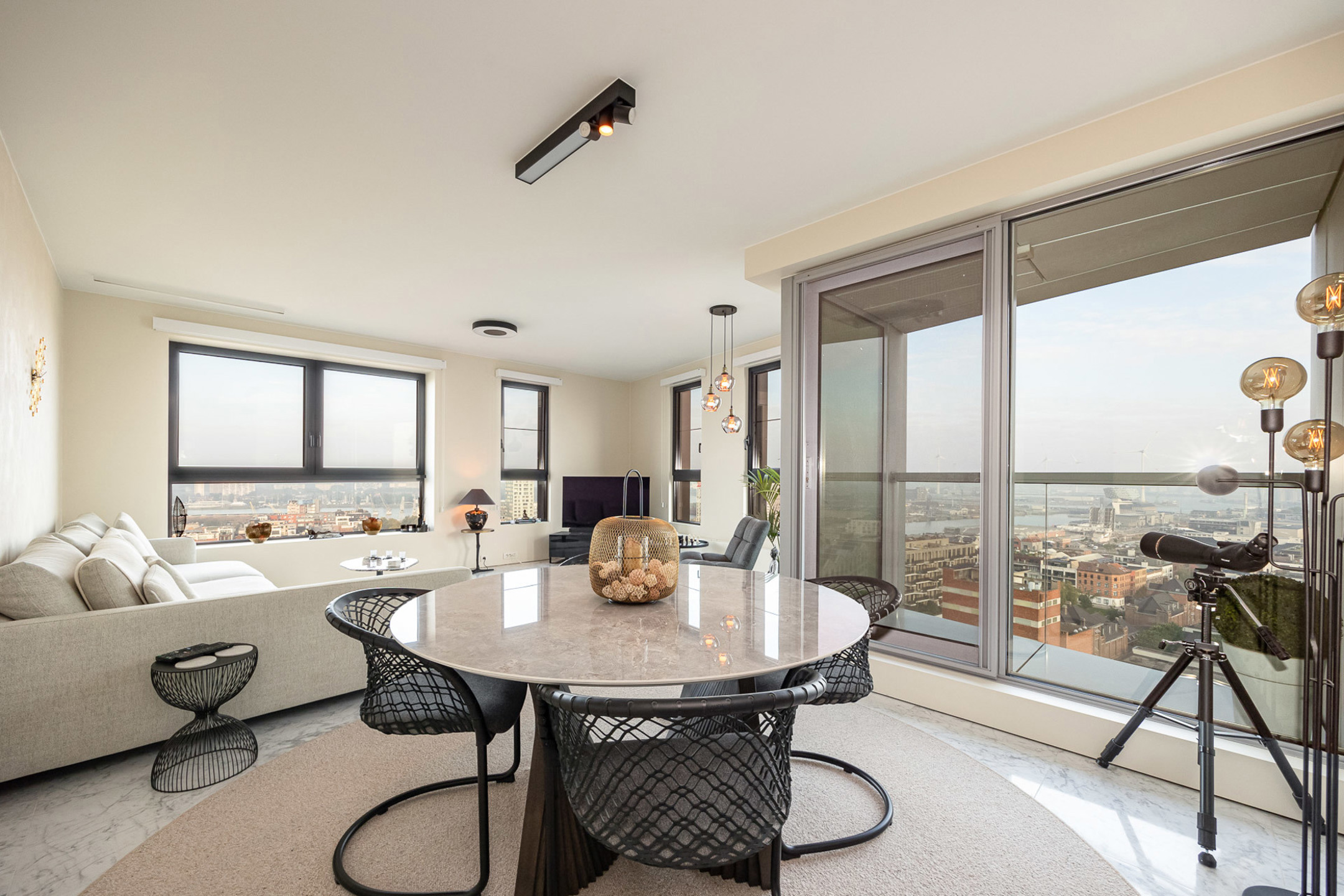 Uniek luxe appartement te residentie London Tower - foto 5