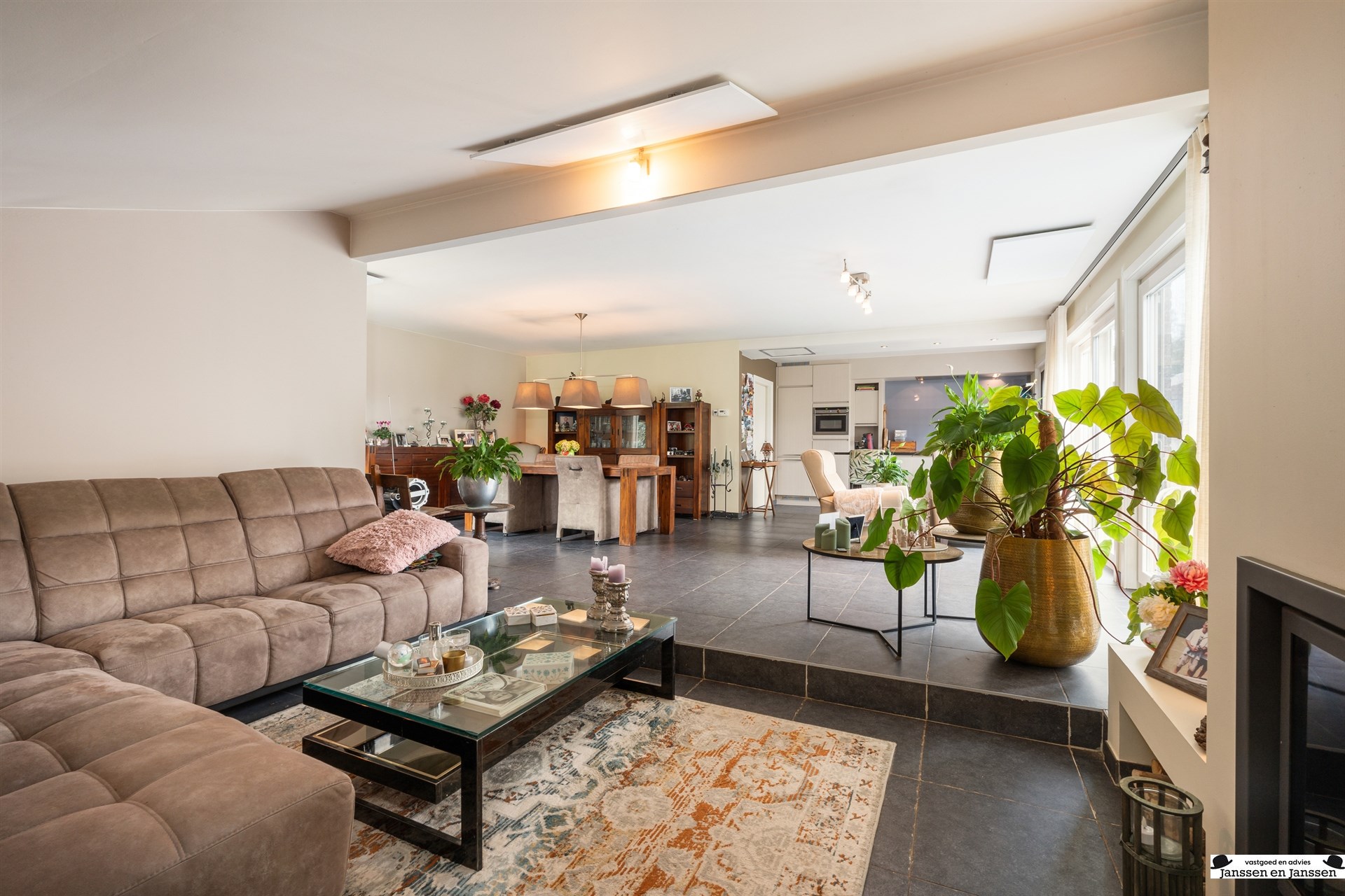 Unieke laagbouwwoning met 4 slaapkamers - foto 4