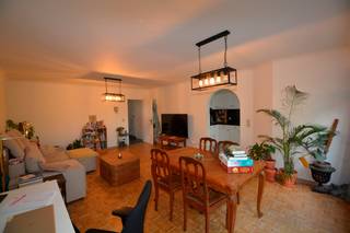 Instapklaar 2-slk appartement op de eerste verdieping (met lift) met veel lichtinval en zicht op groen, gelegen op een toplocatie in Lier,...