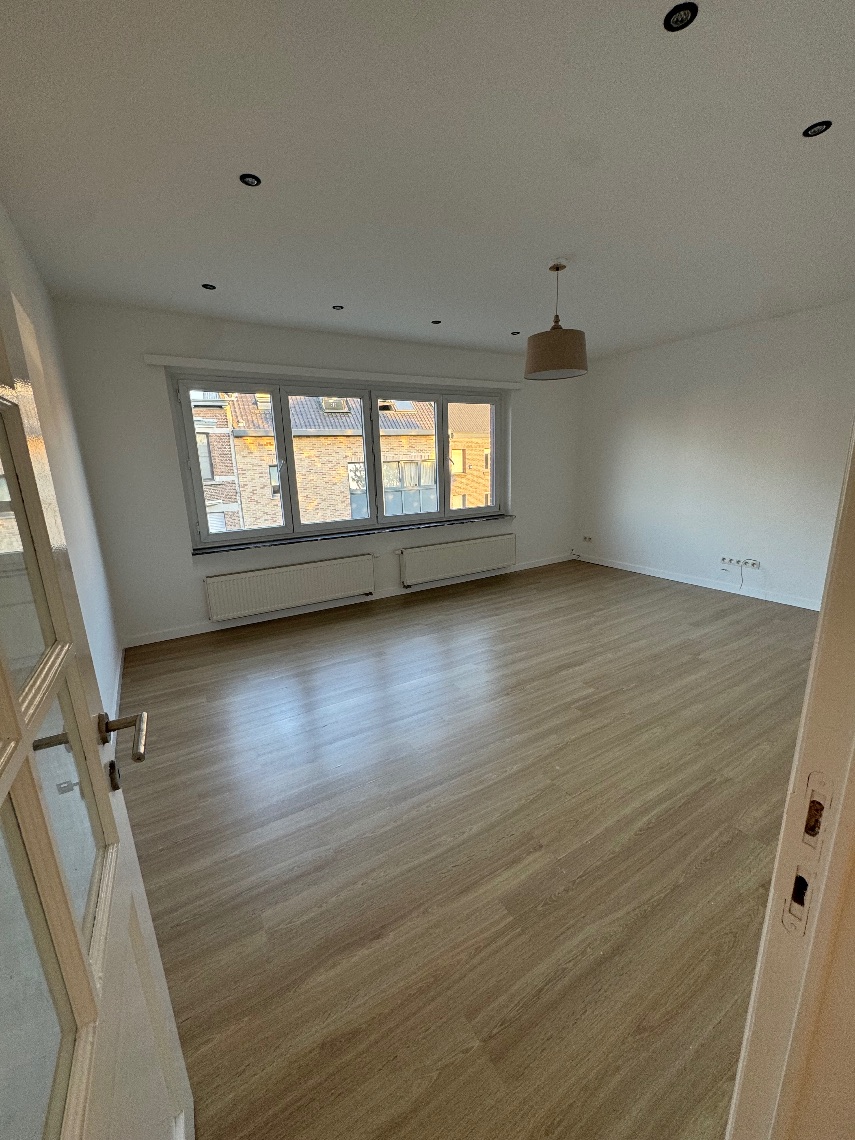 Appartement te huur in Hoboken met 2 slaapkamers - foto 2