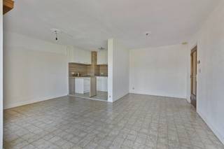 Instapklaar Appartement te Koop in Genk – €210.000Ben je op zoek naar een comfortabel en verzorgd appartement in het hart van Genk? Dan is dit...