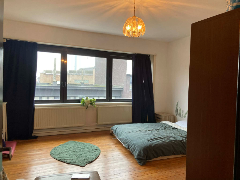 Centraal gelegen duplexappartement op 2de en 3deV met 2 SLK - foto 5