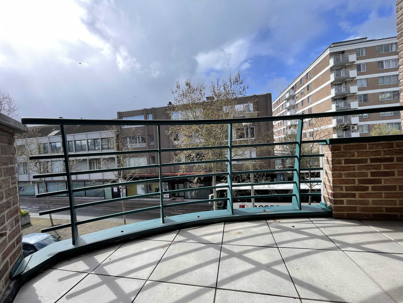 Ruim appartement met 2 slaapkamers in het hart van Genk - foto 4