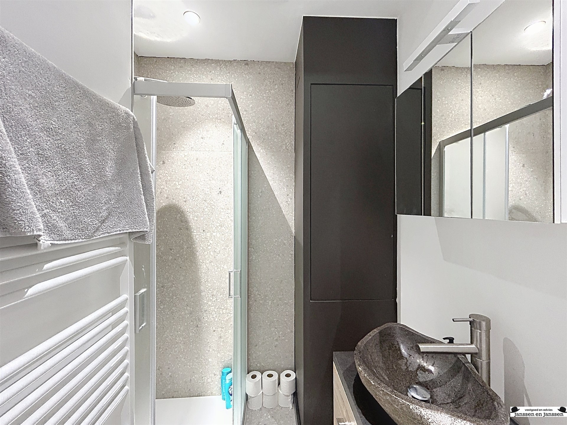 Bemeubeld 2 slaapkamer appartement op top locatie - foto 5