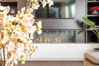  Op zoek naar een uniek penthouse waar luxe, ruimte en licht samenkomen? Dit high-end afgewerkte appartement op de bovenste verdieping biedt...