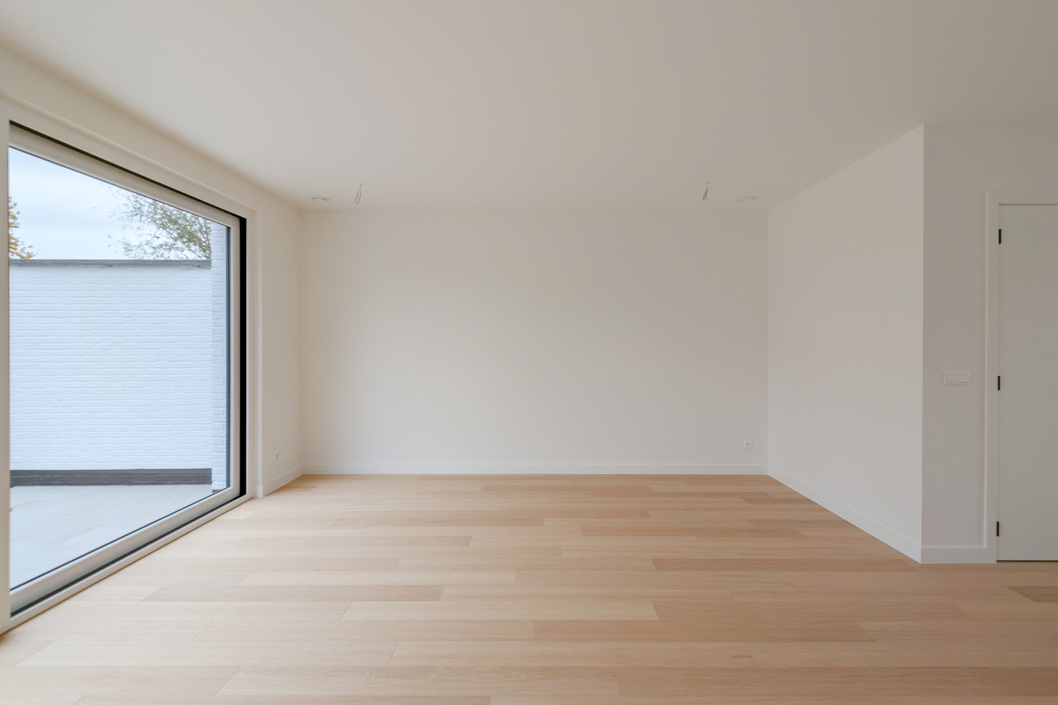 Move-in ready BEN home in a prime location! - photo 5