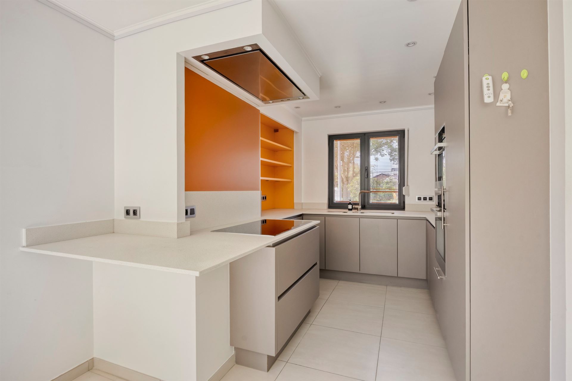 Instapklare laagbouwwoning met 3 slaapkamers en garage - foto 4