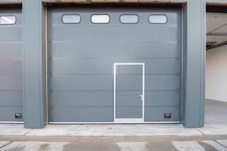 Are you looking for a high-quality and secure storage space with excellent accessibility and basic facilities? This perfectly maintained...