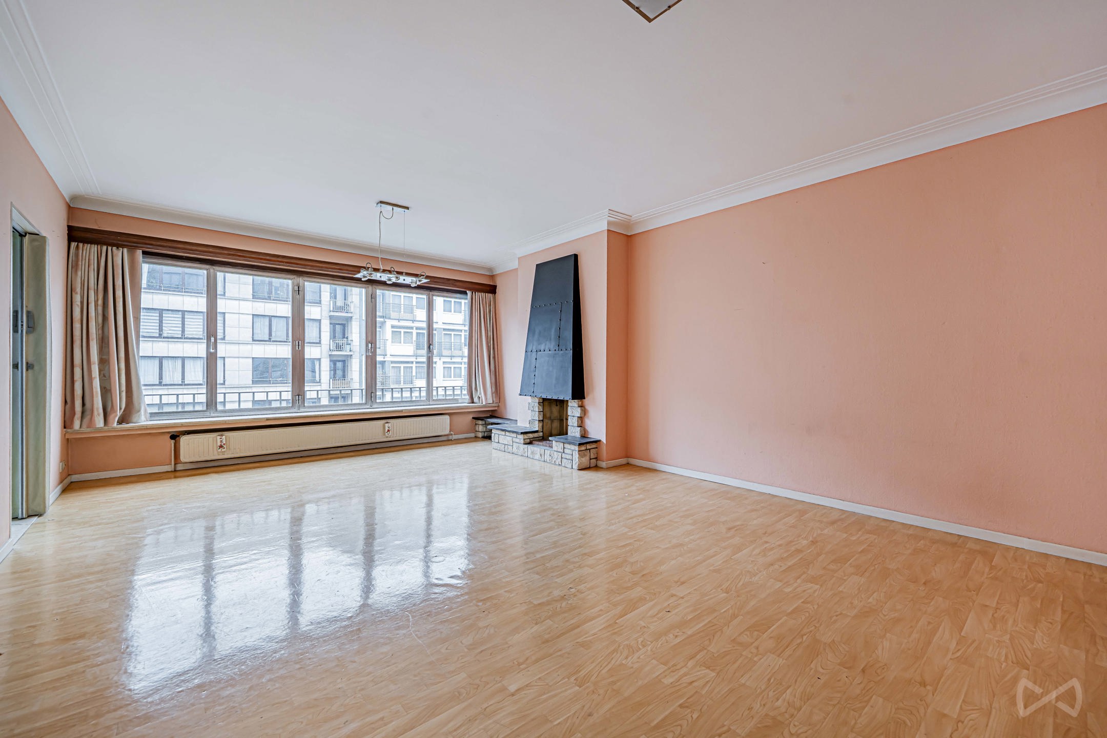 Licht 1‑slaapkamerappartement in  Koekelberg met balcon - foto 5