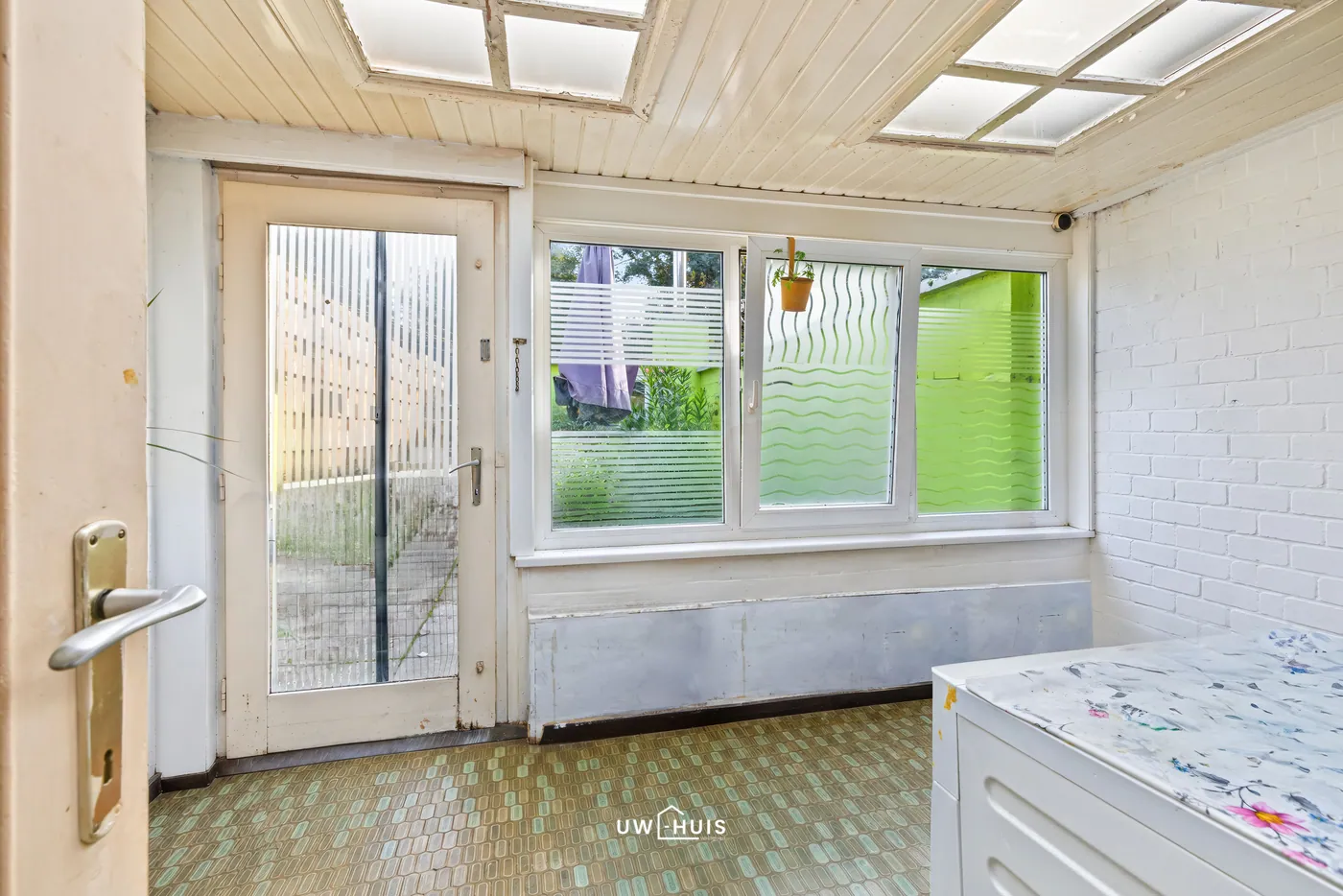 Te renoveren woning met 2 slkp en tuin. - foto 4