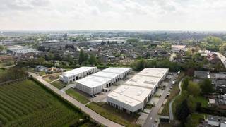KANTOORRUIMTE 178M² MET AANSLUITEND EEN KMO-UNIT MET EEN OPPERVLAKTE VAN 437M² EN EEN MEZZANINE VAN 173M² EN 7 PARKEERPLAATSEN GELEGEN IN HET NIEUWE BEDRIJVENPARK TER BIEST