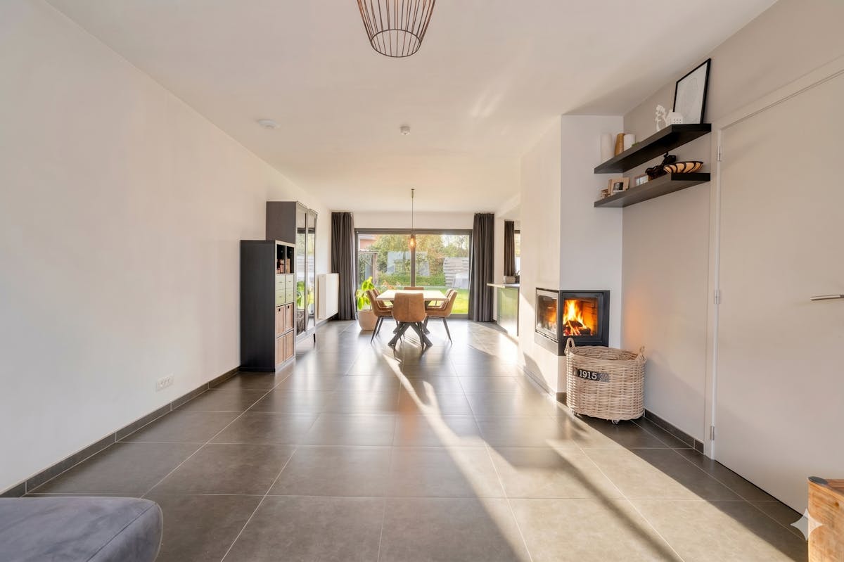 Moderne en instapklare gezinswoning met tuin in Koolskamp - foto 4