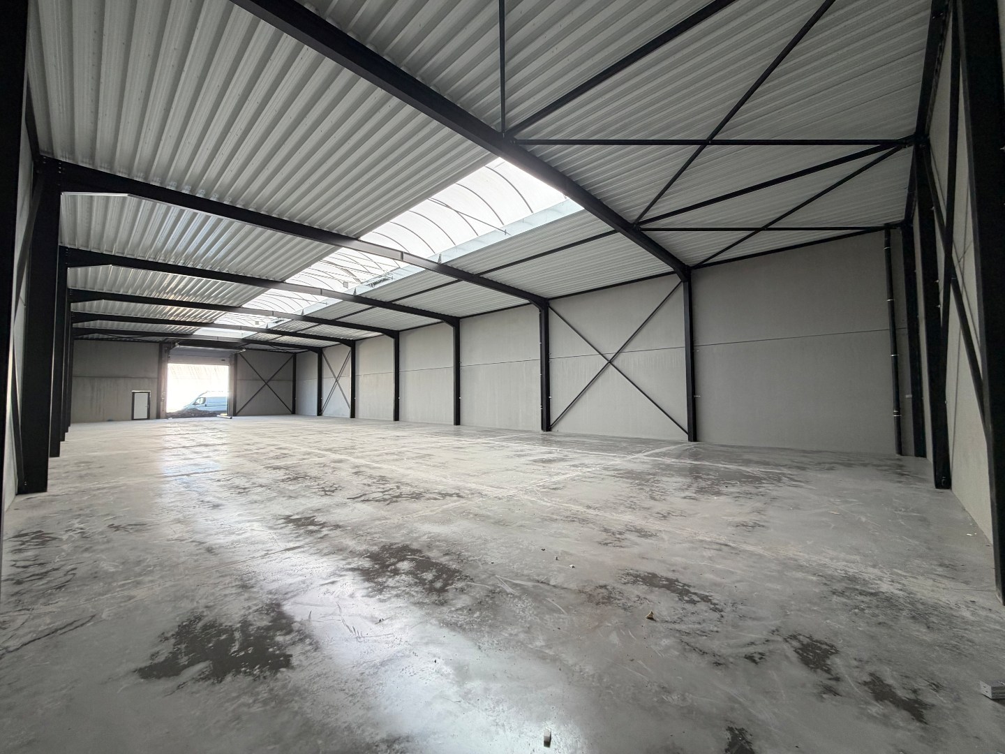 Nieuwbouw-loods in industrieterrein Gavere. - foto 5