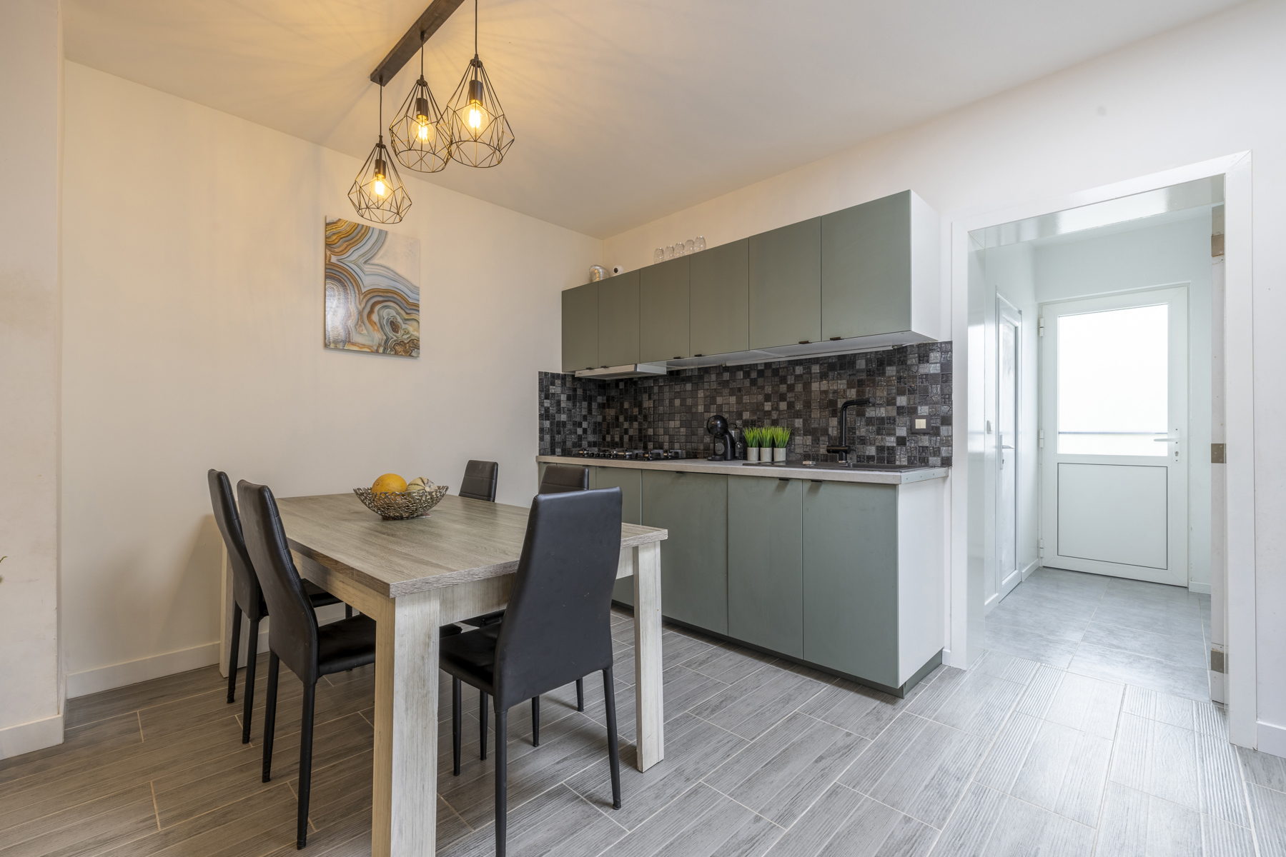 Instapklare woning met 4 slaapkamers en aangename tuin! - foto 5