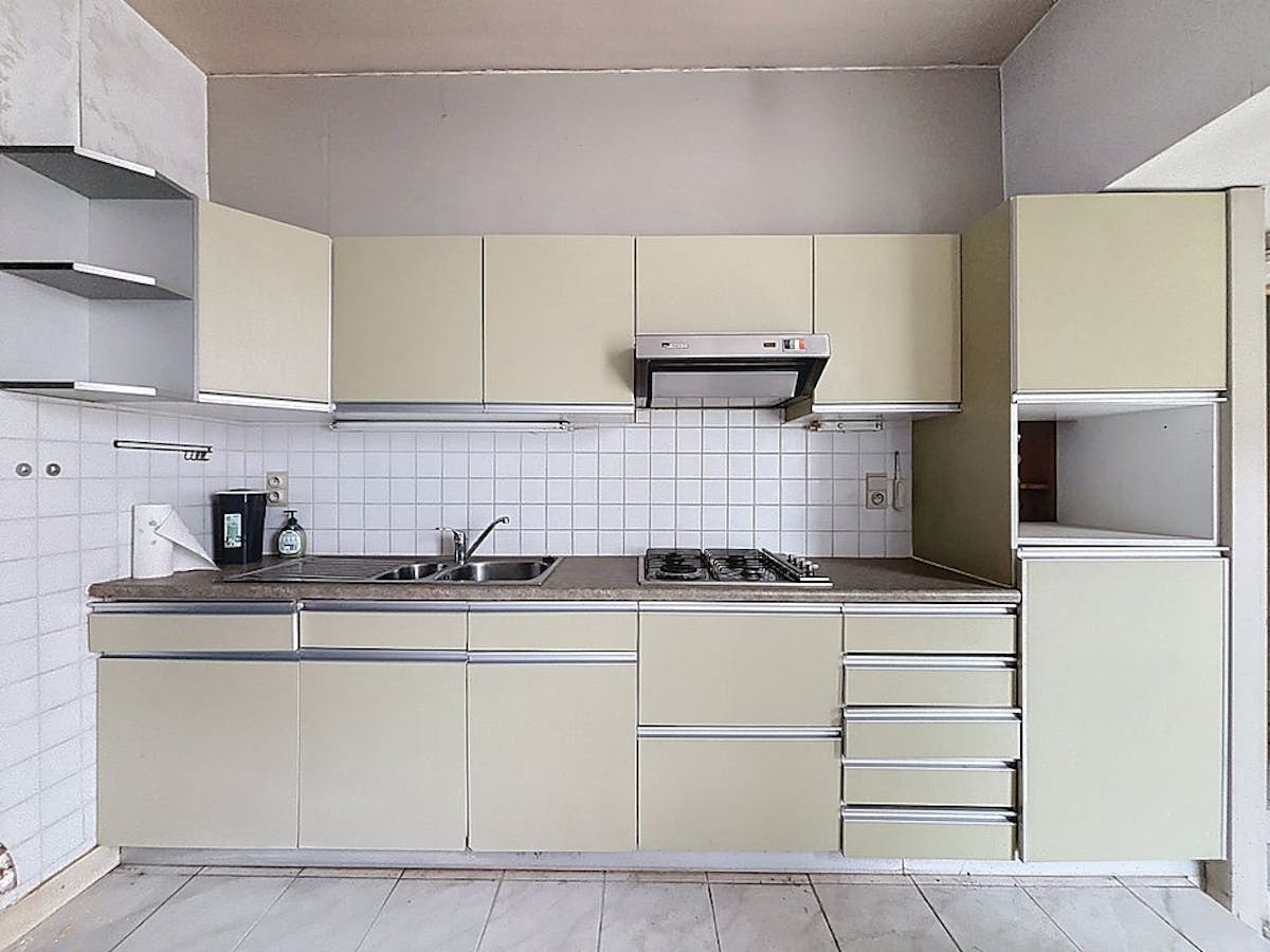 Maison à rénover à vendre dans le centre de Wuustwezel - photo 4