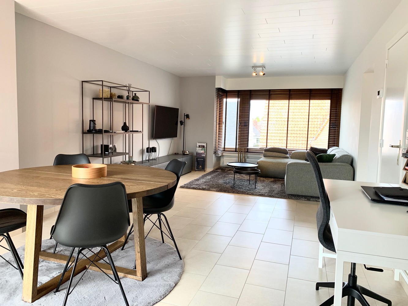 Apartment for rent in Nieuwpoort with 3 bedrooms - photo 2