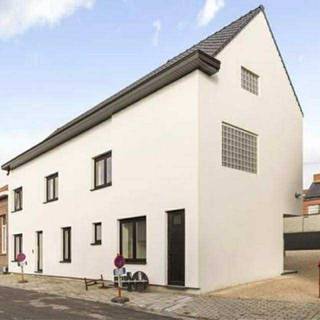 Stijlvol gerenoveerd 3 slaapkamer appartement met terras en zonnepanelen EPC AIn het hart van Tielrode, op een boogscheut van Temse en omgeven door...