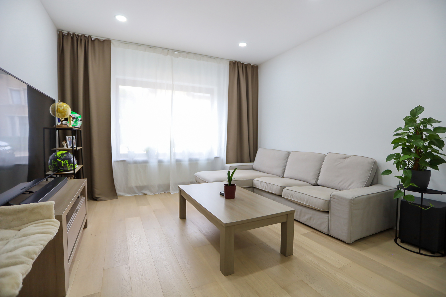 Gerenoveerde woning met 4 slpks en tuin - foto 3