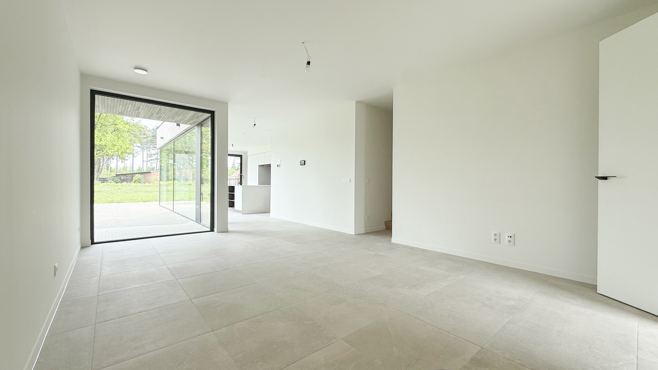 Hoogwaardig afgewerkte woning met industriële look! - foto 2